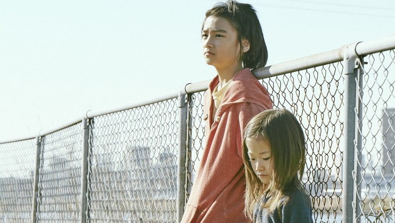 Shoplifters-header